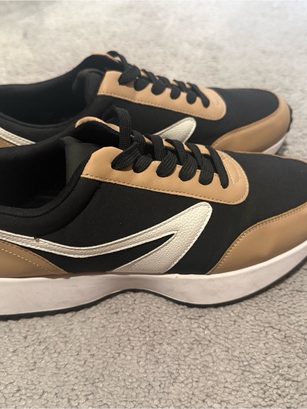 Dolce Vita Black and Tan Men's Sneakers with White Accent